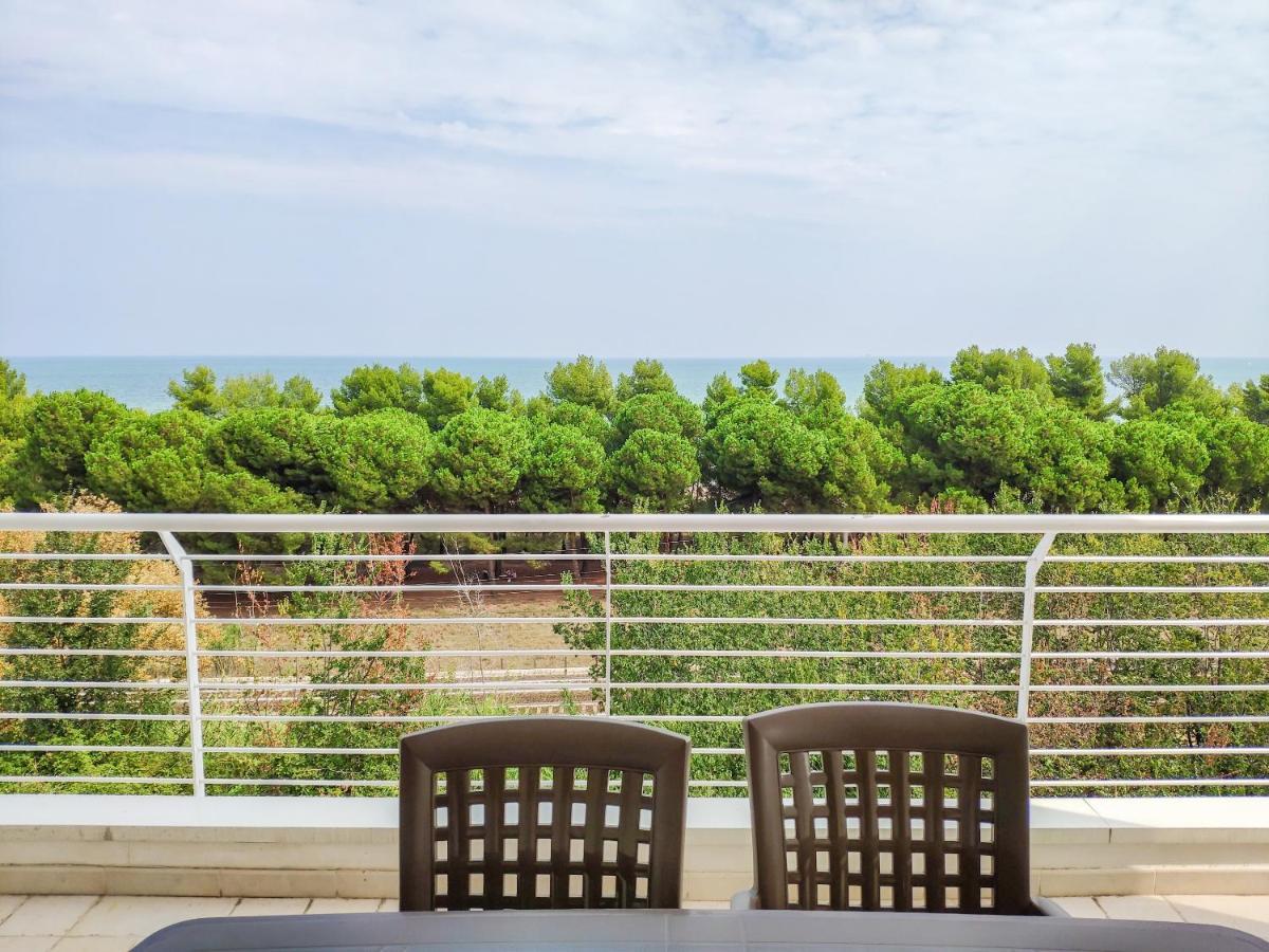 Homiday - Cerrano Park Resort Pineto Luaran gambar